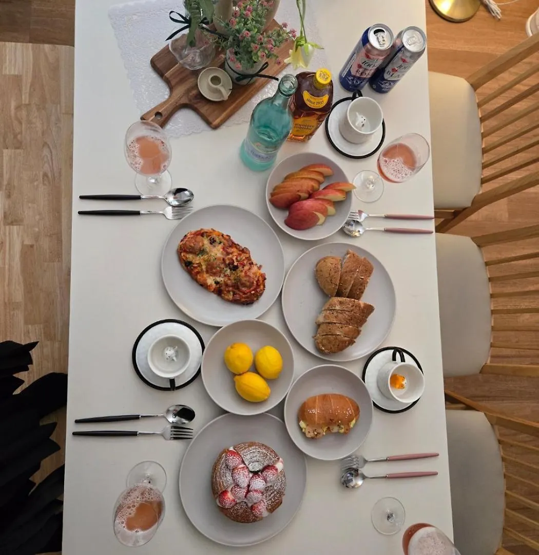 Open Special-Olimodeling,6 People,Veterans Hospital Station,Jamsil Lotte Tower,Jamsil Sports Complex,Kspo Dome,Coex, 6200 Airport Limousine Bus Stop 3Min Seoul 0*,  South Korea